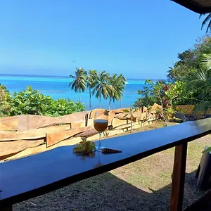 Fare Ohiti, Face Au Spot De Surf De Hébergement de vacances Haapiti