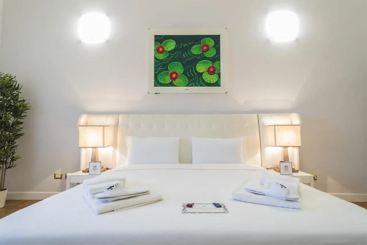 Appartement Hemeras Boutique Homes - super central luxury home Milan