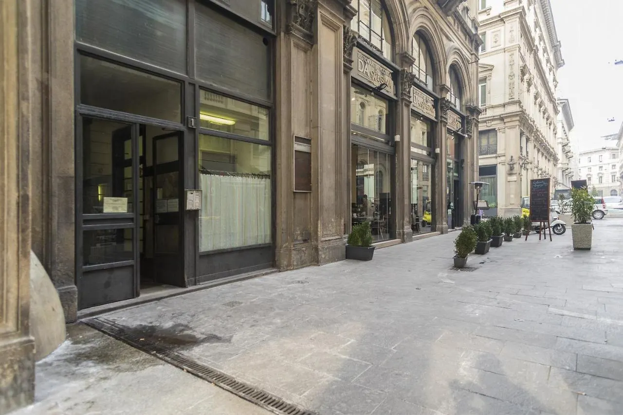 ميلان Hemeras Boutique Homes - Super Central Luxury Home إيطاليا
